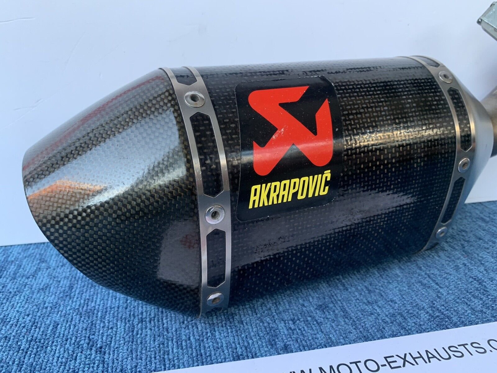 Suzuki GSXR 600 750 GSX-R K6 K7 Akrapovic Carbon Exhaust End Can